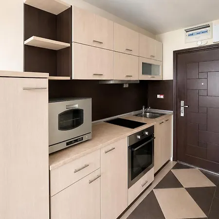 Beachfront Apartment *
